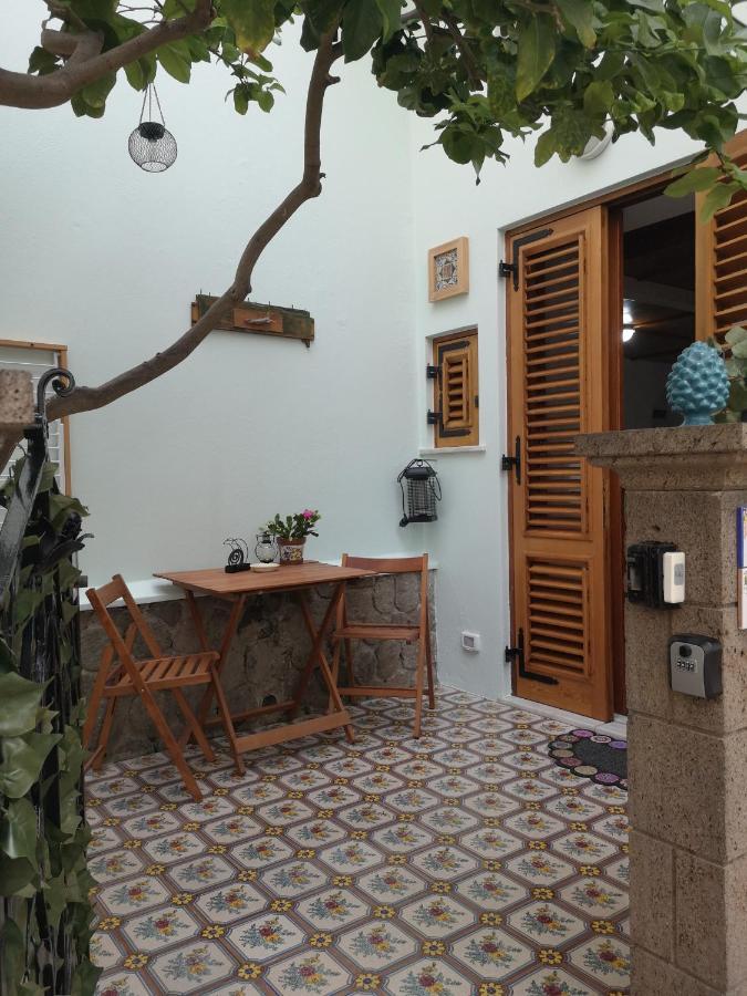 Al Limone Apartment Lipari  Bagian luar foto