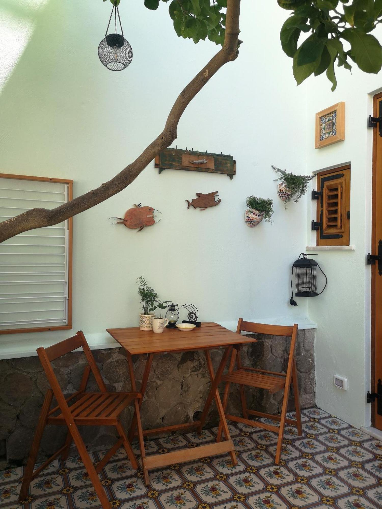 Al Limone Apartment Lipari  Bagian luar foto